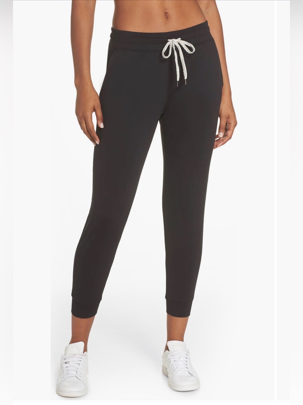 TWO Vuori Performance Joggers